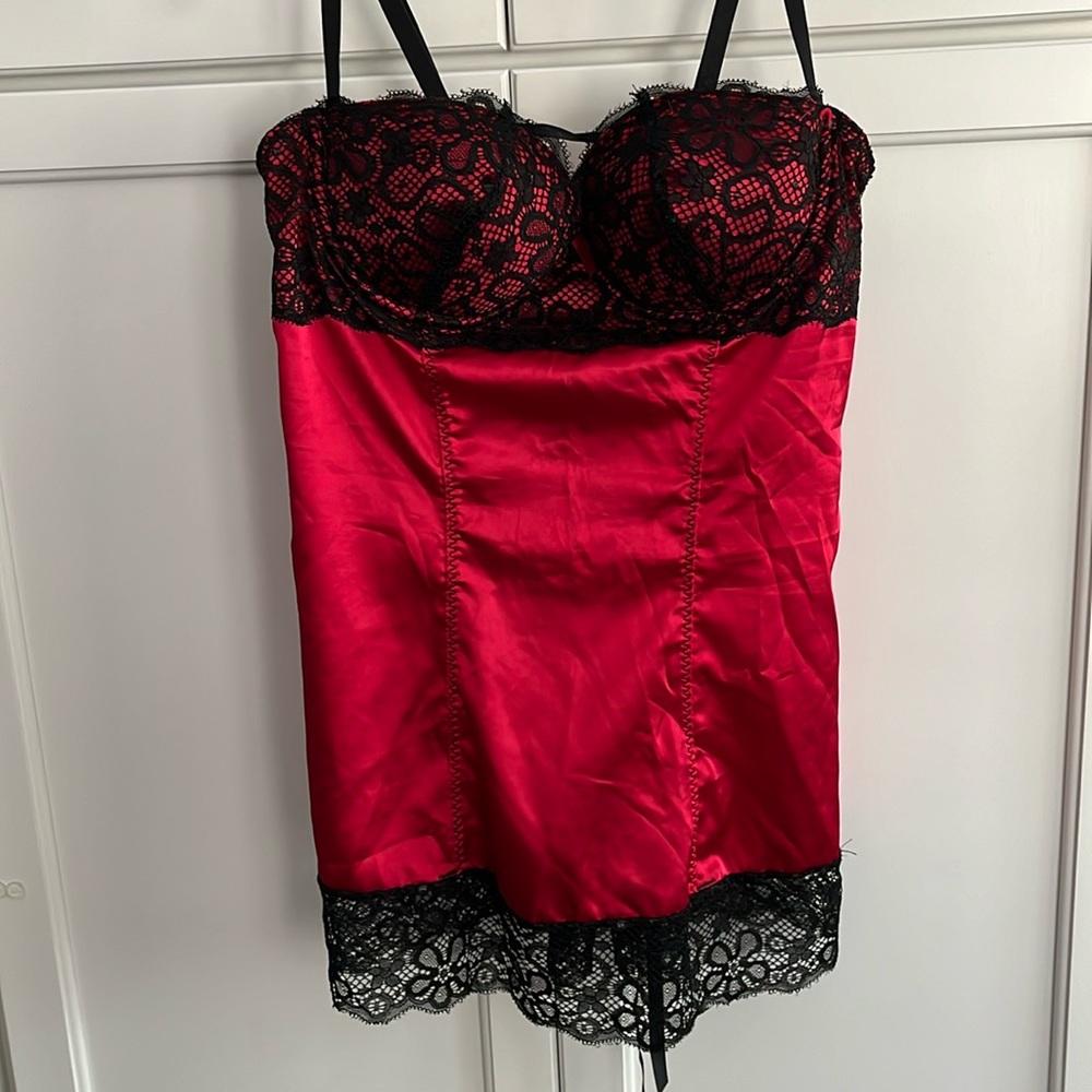 Fredericks of Hollywood Red Chemise with Black Lace Trim